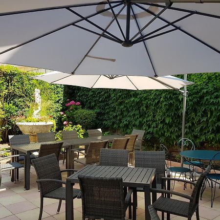 Come Inn Neufchâtel-en-Bray Exterior foto