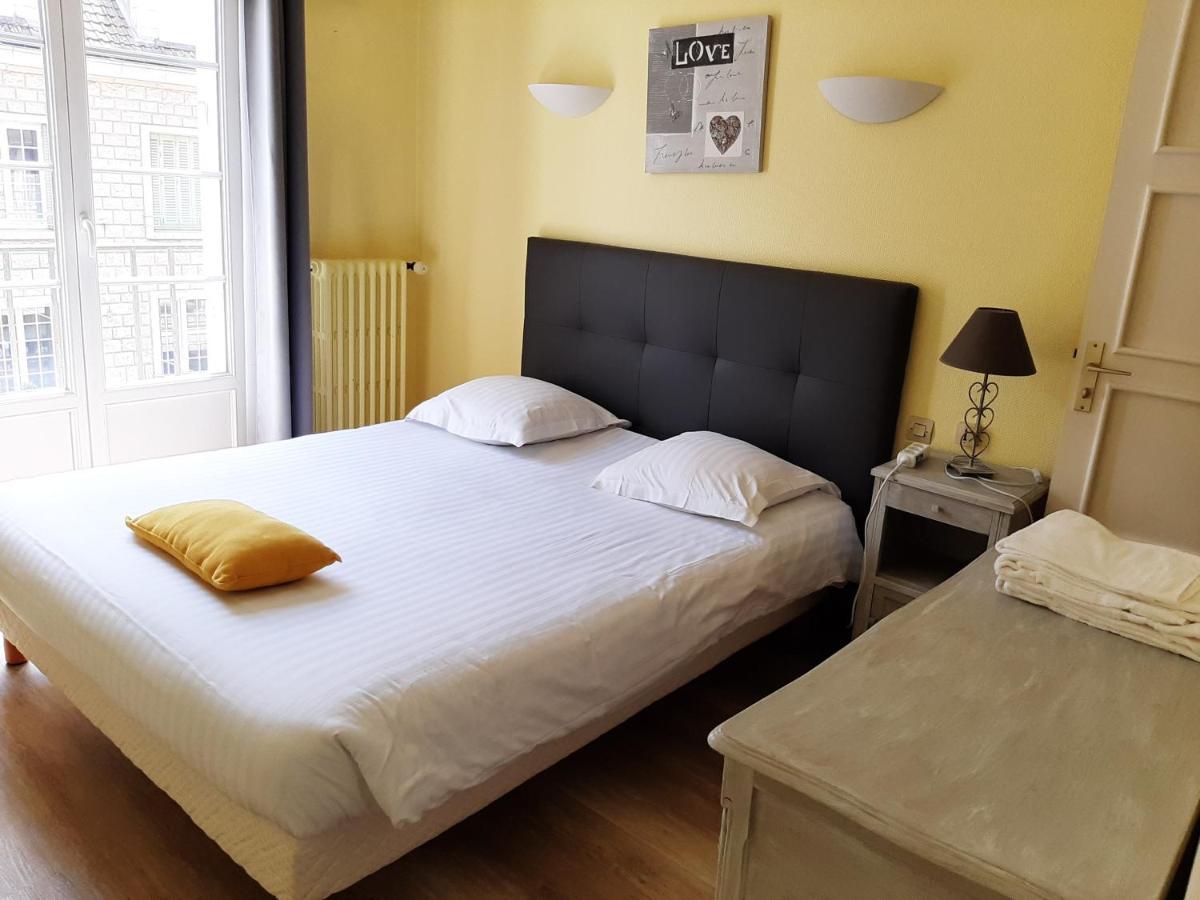 Come Inn Neufchâtel-en-Bray Exterior foto