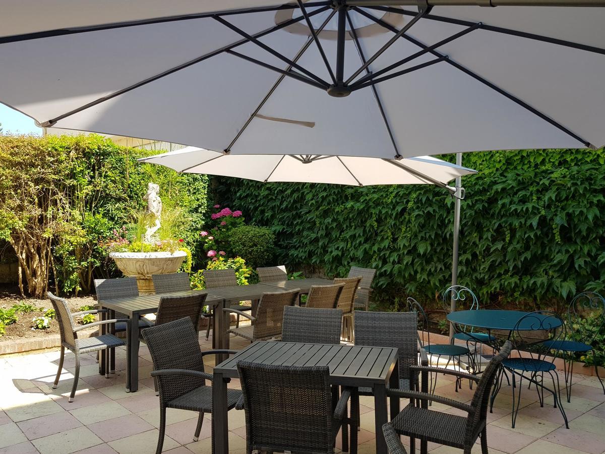 Come Inn Neufchâtel-en-Bray Exterior foto